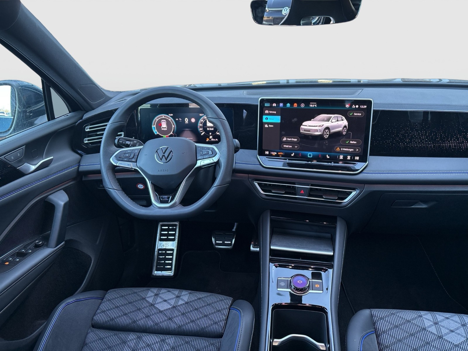 Volkswagen Tiguan 2.0 R-LINE 4X4 AHK CAM ACC LM19 LED+ NAVI