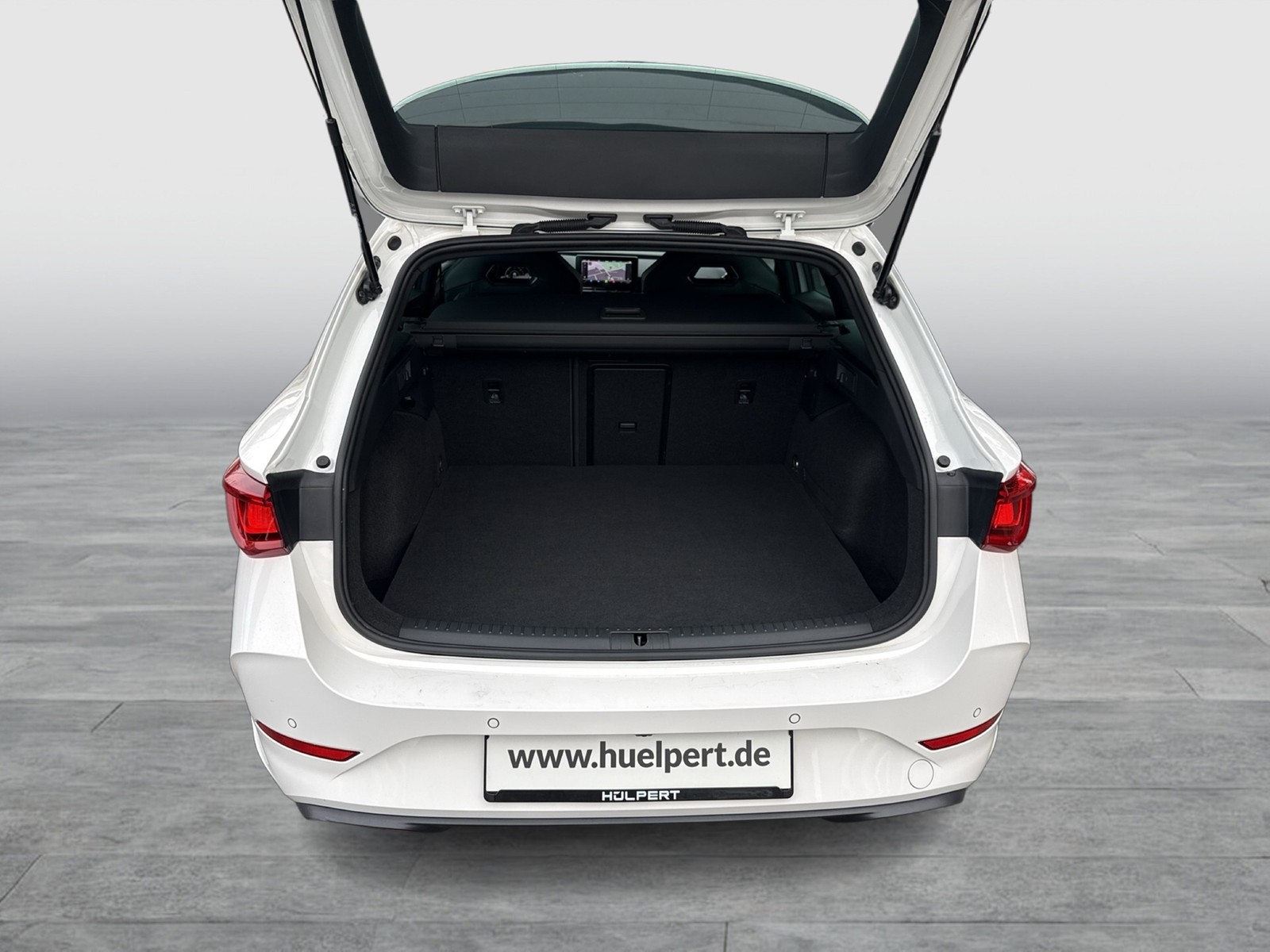 Cupra Leon ST 1.4 HYBRID AHK CAM LM18 NAVI CARPLAY LED