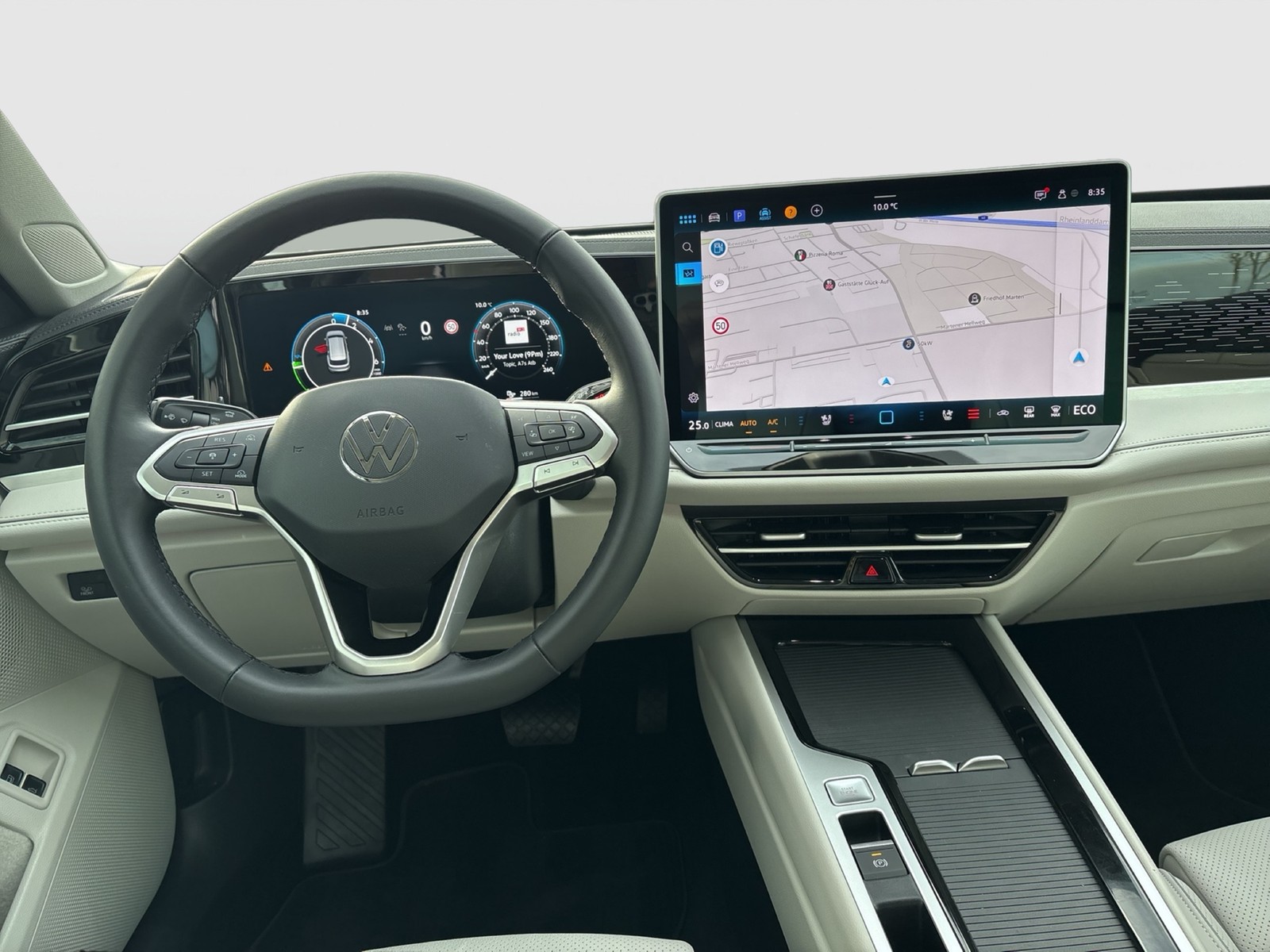 Volkswagen Passat Variant 1.5 HYBRID ELEGANCE LEDER AHK CAM