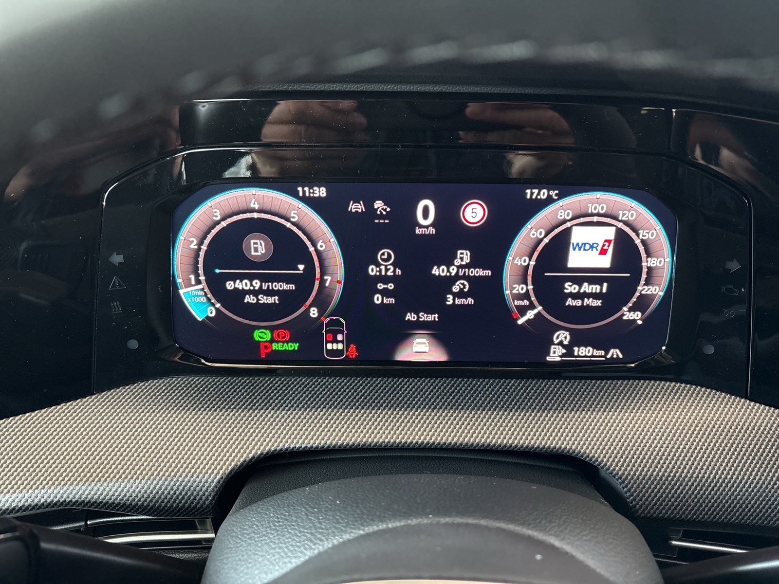 Volkswagen Golf Variant R-LINE DSG AHK BLACKSTYLE MATRIXLED