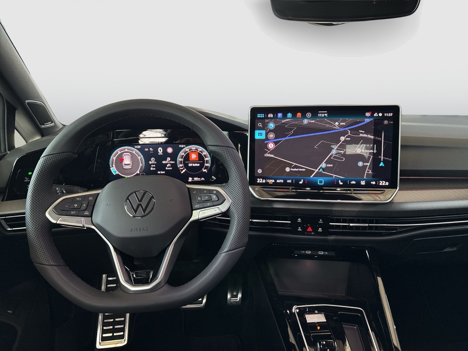 Volkswagen Golf Variant R-LINE DSG AHK BLACKSTYLE MATRIXLED