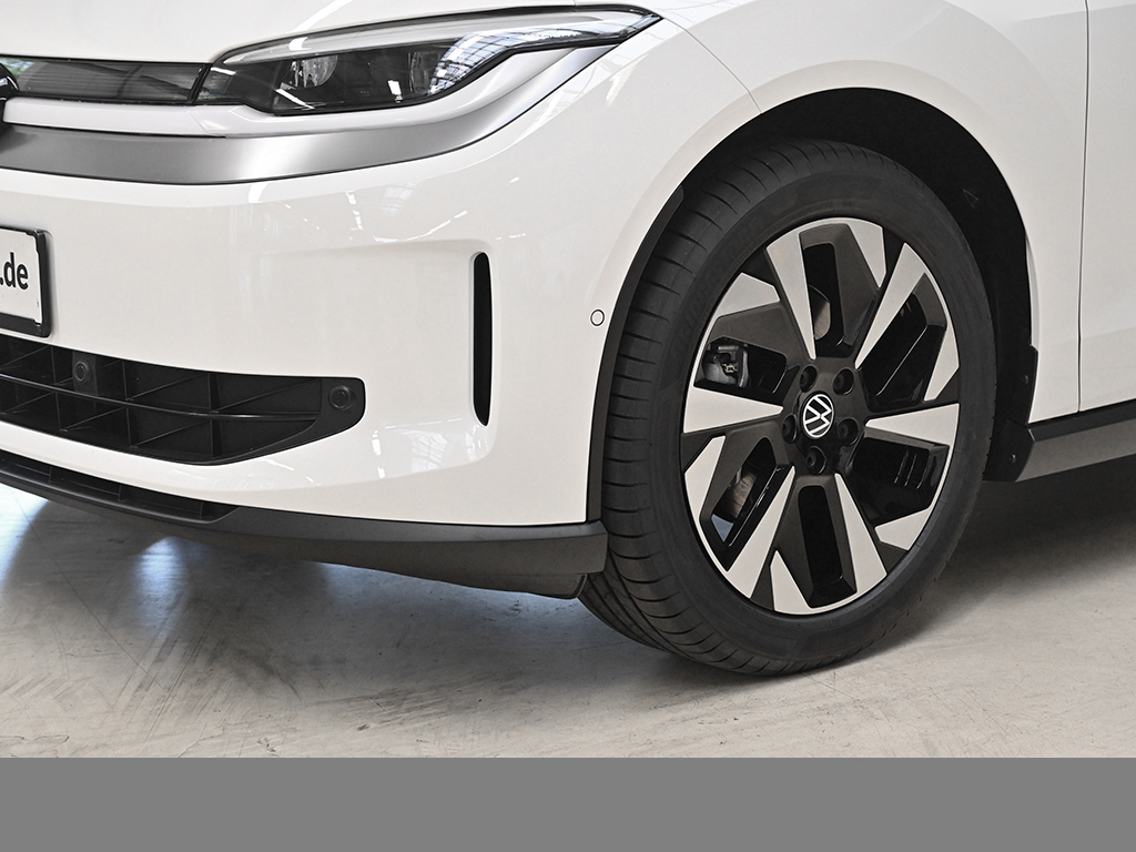 Volkswagen ID.Polo STYLE AHK PANO MATRIX-LED INNOVISION-PRO