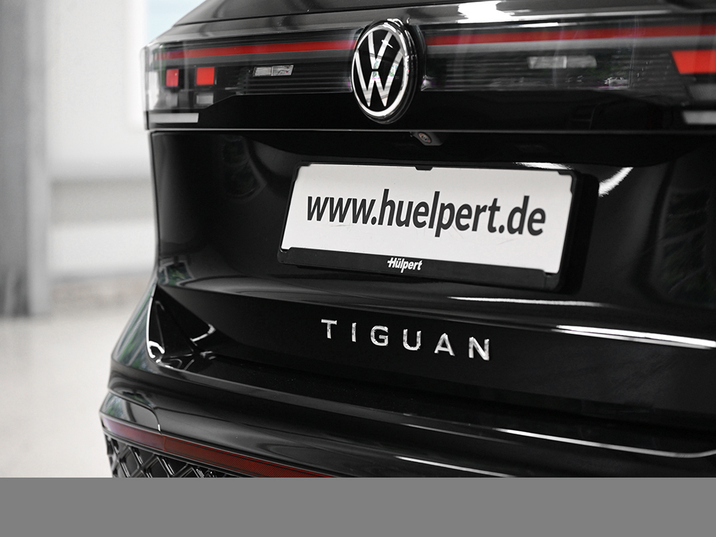 Volkswagen Tiguan R-LINE AHK MATRIXLED 360CAM ACC LM20