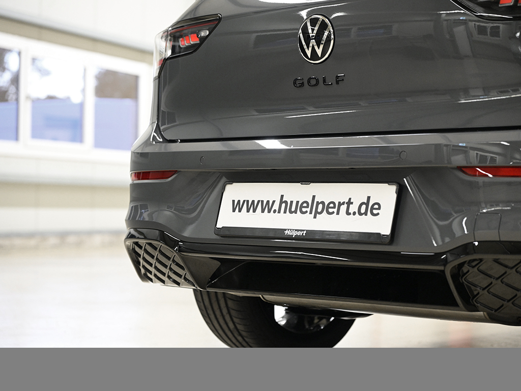 Volkswagen Golf R-LINE AHK MATRIXLED BLACKSTYLE CAM LM18