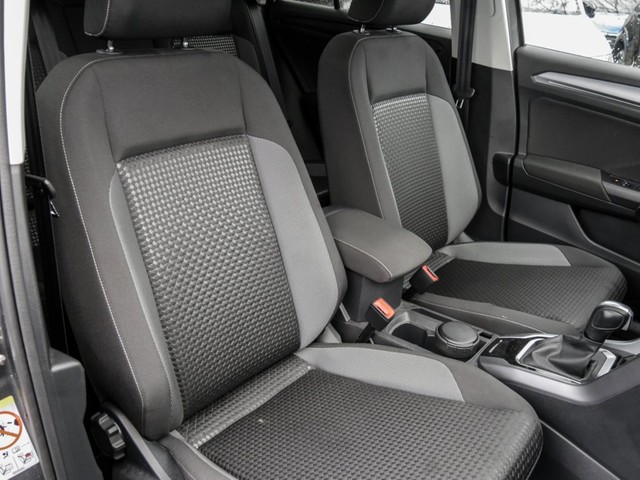 Volkswagen T-Roc 1.5 ACTIVE ACC LM17 NAVI CARPLAY SITZHEIZ.