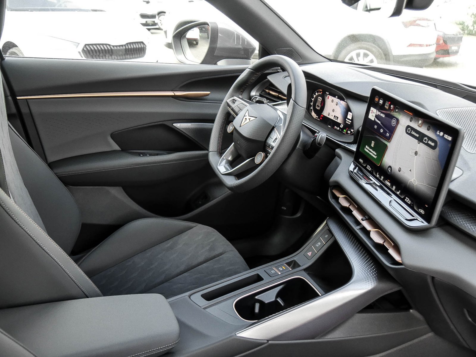 Cupra Terramar 1.5 DSG AHK SENNHEISER PANO 19LM NAV