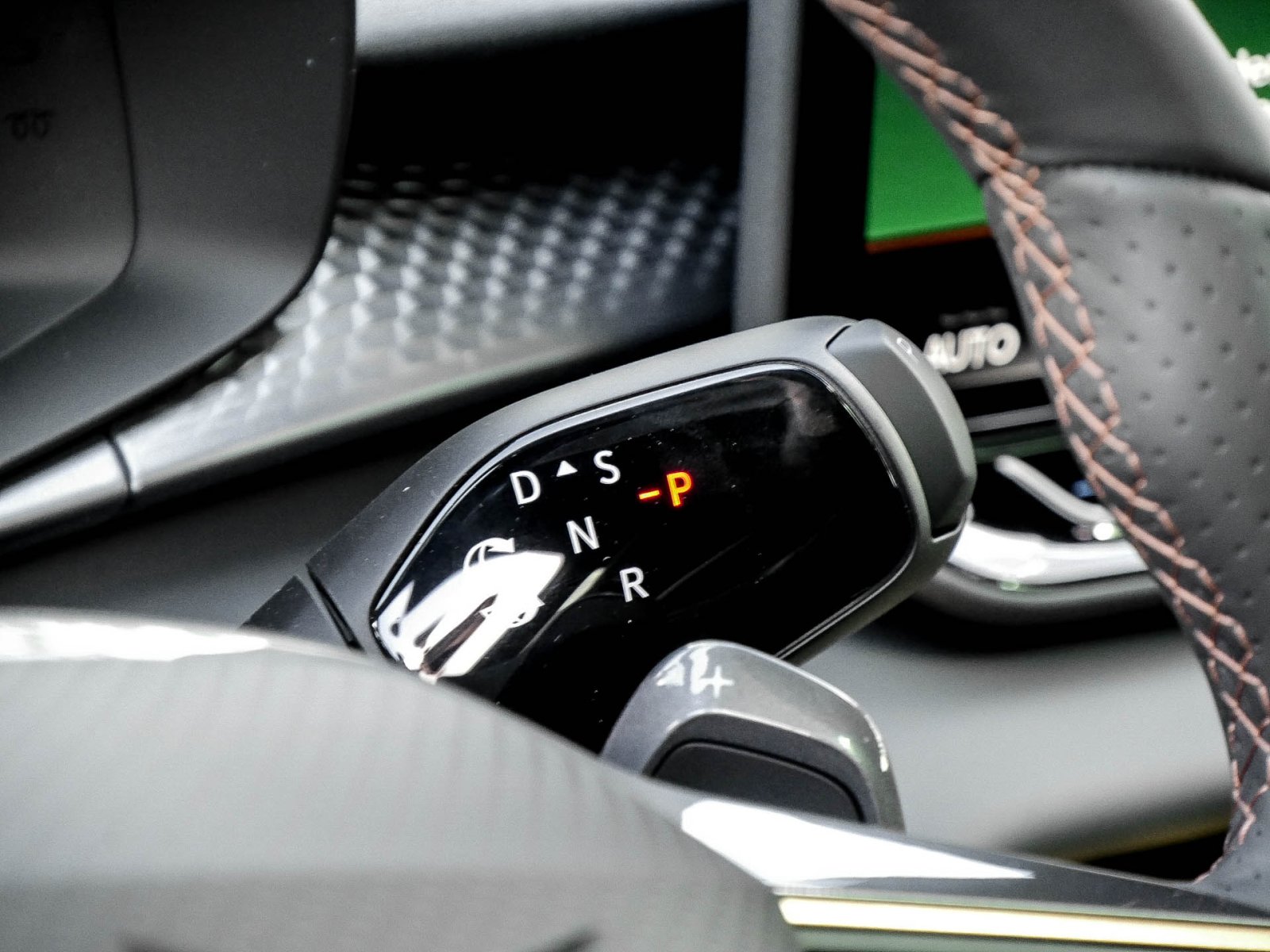 Cupra Terramar 1.5 DSG AHK SENNHEISER PANO 19LM NAV
