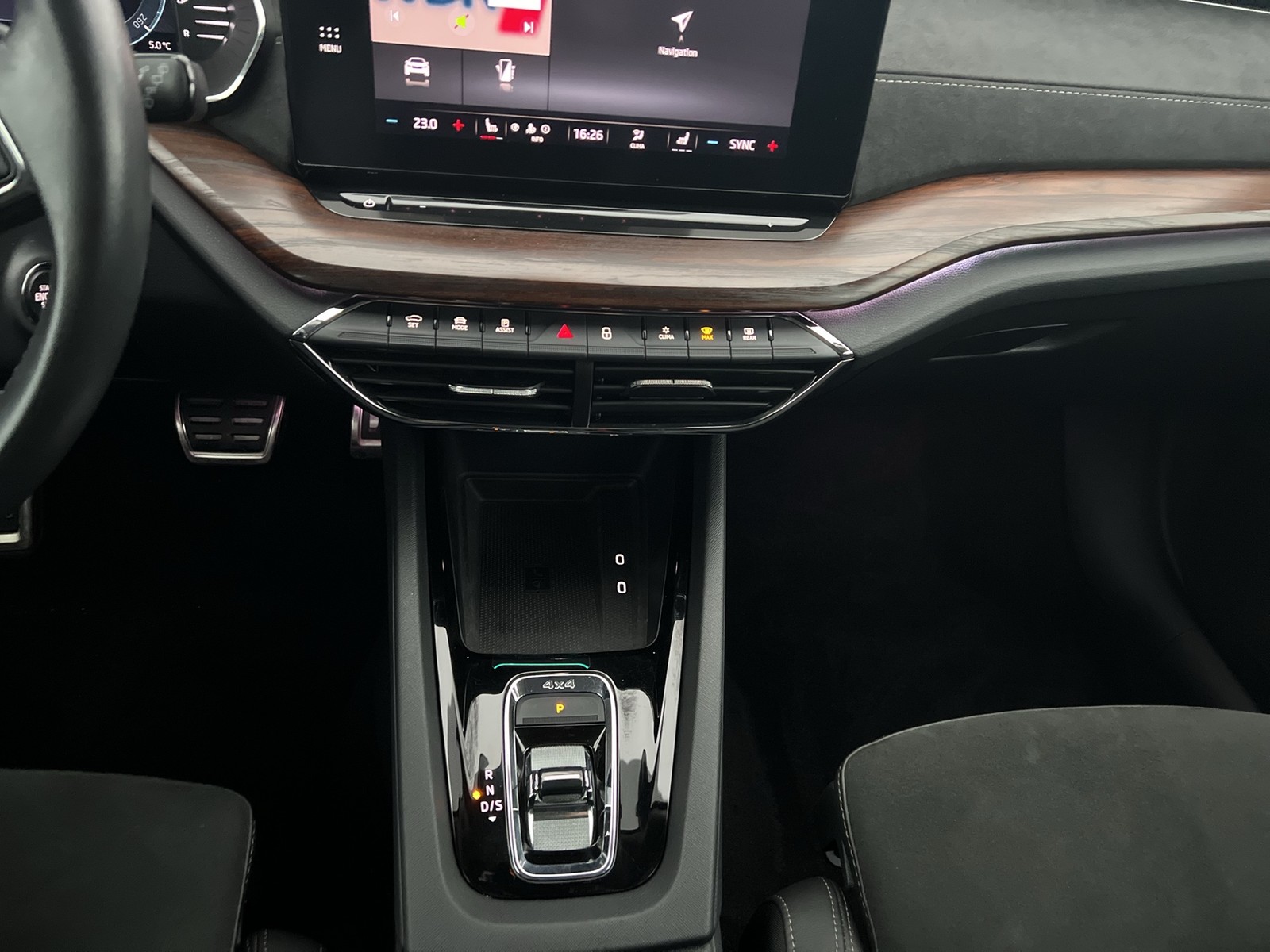 Skoda Octavia Combi 2.0 SCOUT 4X4 LM18 MATRIX CARPLAY