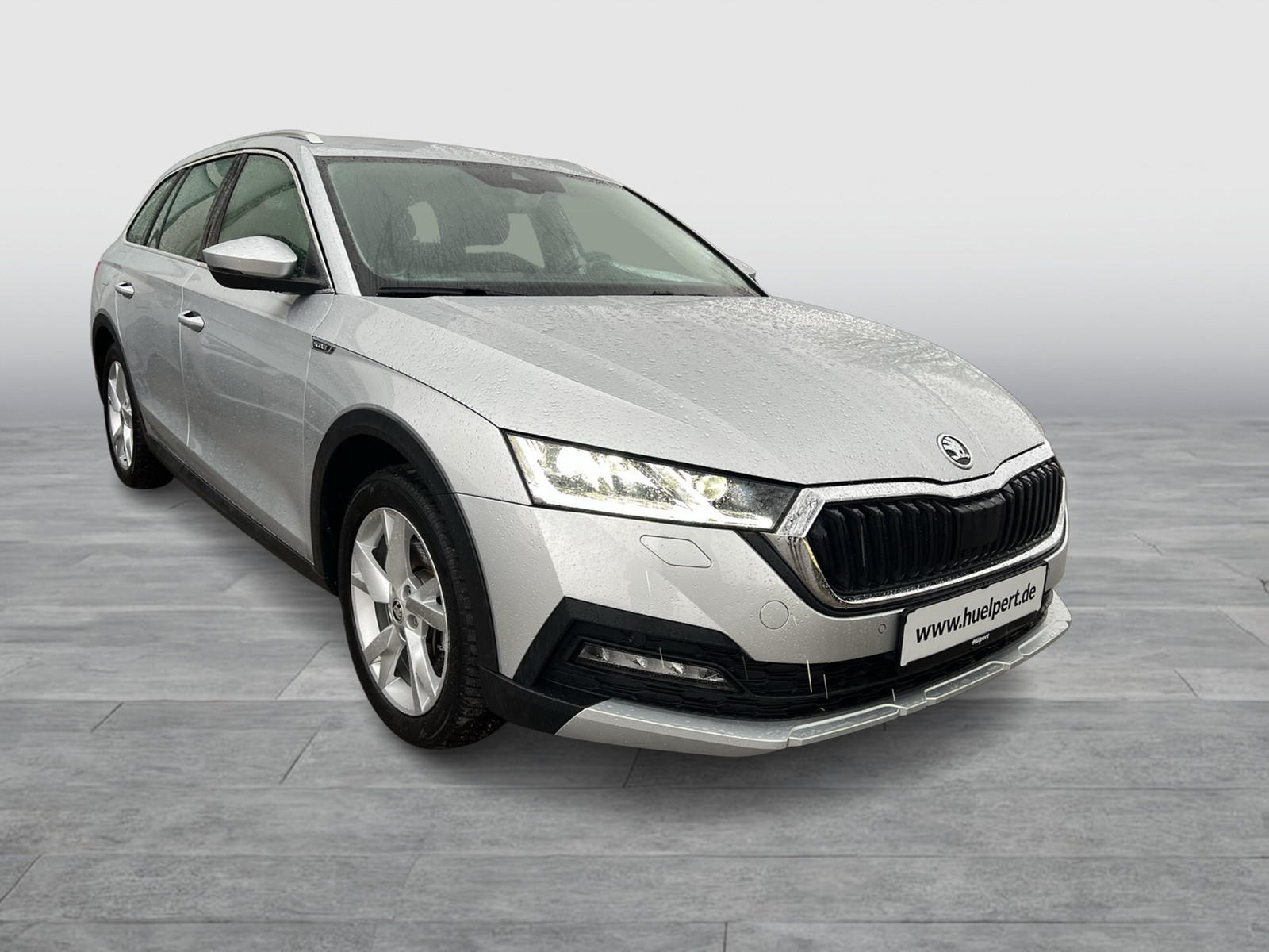 Skoda Octavia Combi 2.0 SCOUT 4X4 LM18 MATRIX CARPLAY
