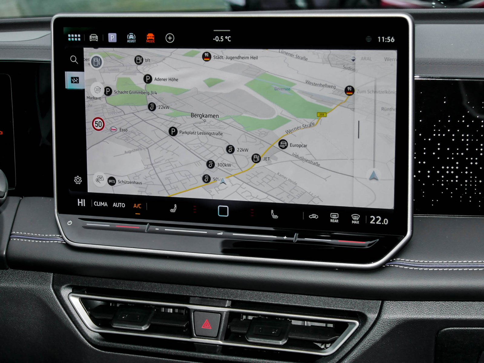 Volkswagen Tiguan 2.0 TDI R-LINE DSG NAVIPRO BLACKSTYLE AHK
