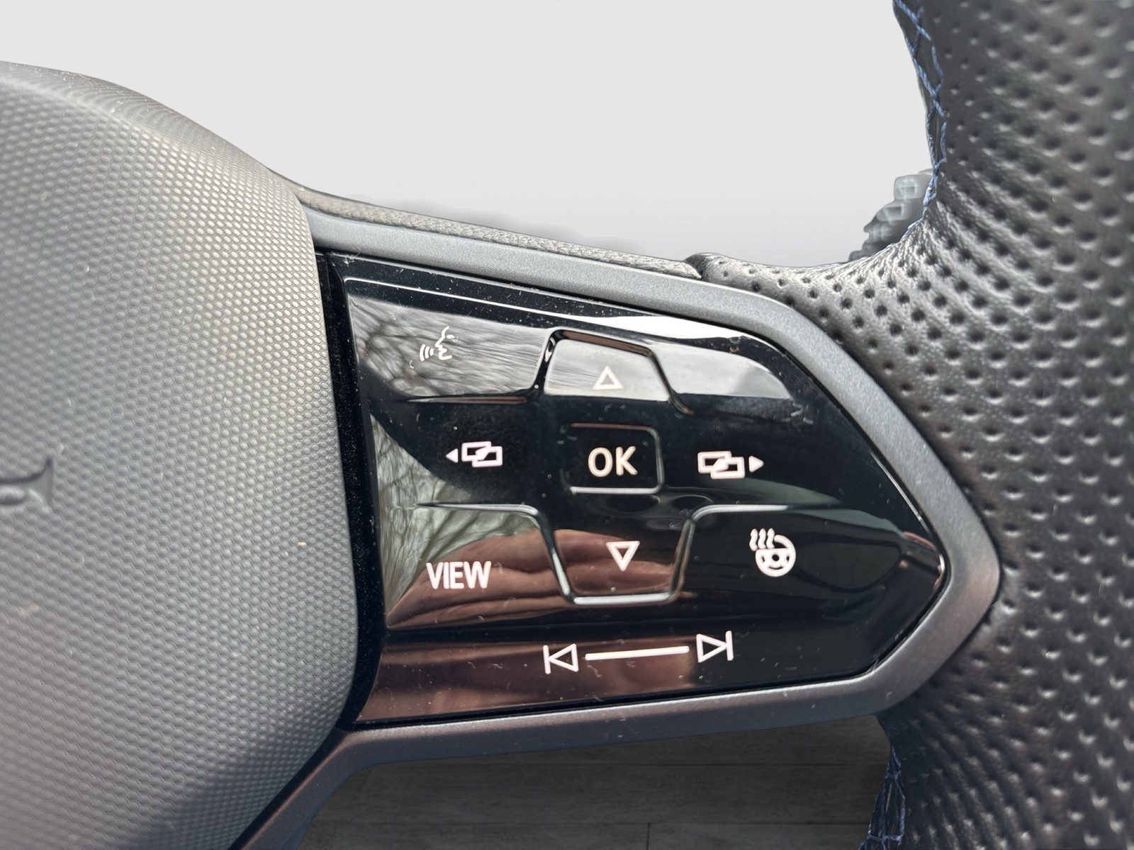 Volkswagen Arteon Shooting Brake 2.0 R 4X4 AHK 360°CAM LM20