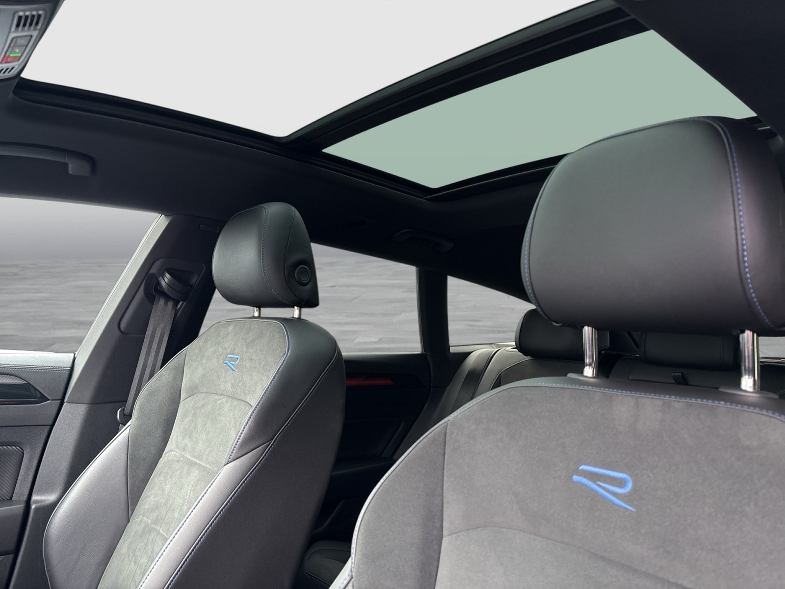 Volkswagen Arteon Shooting Brake 2.0 R 4X4 AHK 360°CAM LM20