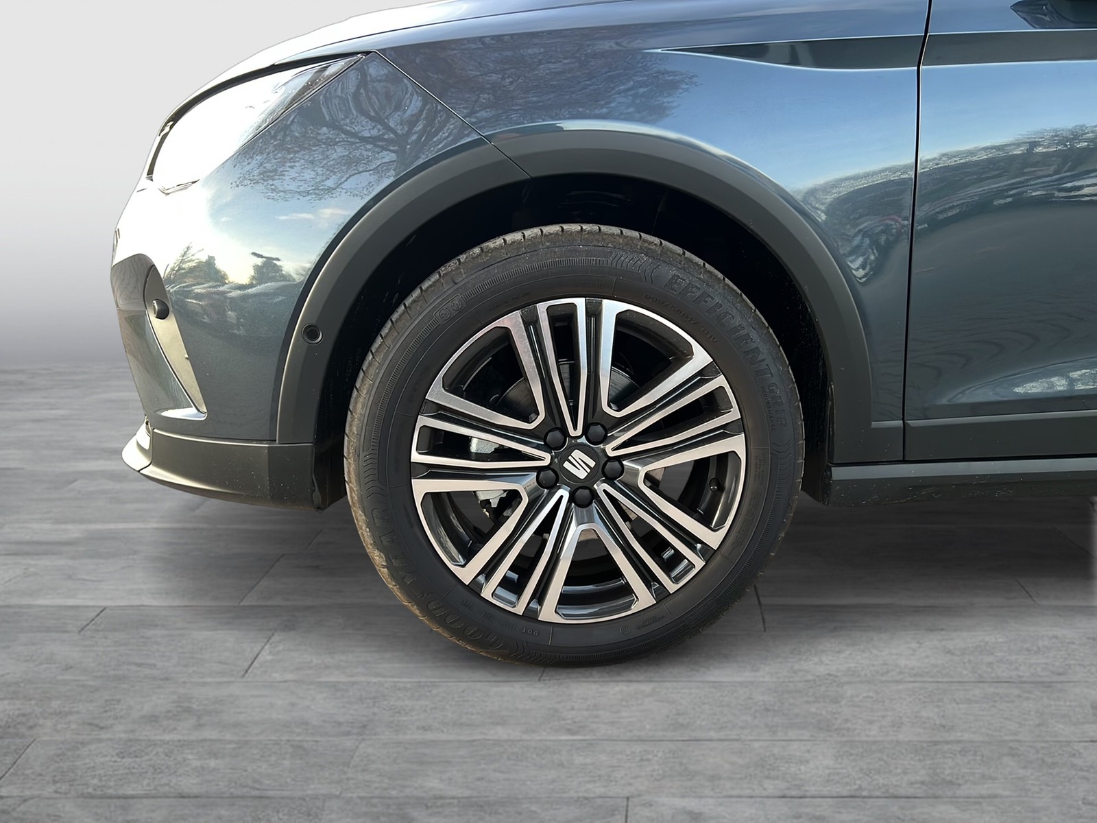 Seat Arona 1.0 ROAD EDITION DSG AHK-Vorb NAVI CAM