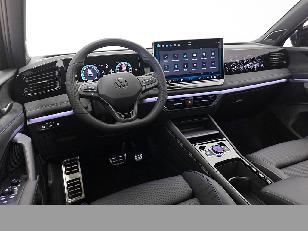 Volkswagen Tiguan 2.0 R-LINE BLACK STYLE 4X4 LEDER PANO AHK