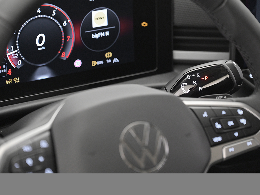 Volkswagen T-Roc 1.5 STYLE DSG MATRIXLED eKLAPPE AHK