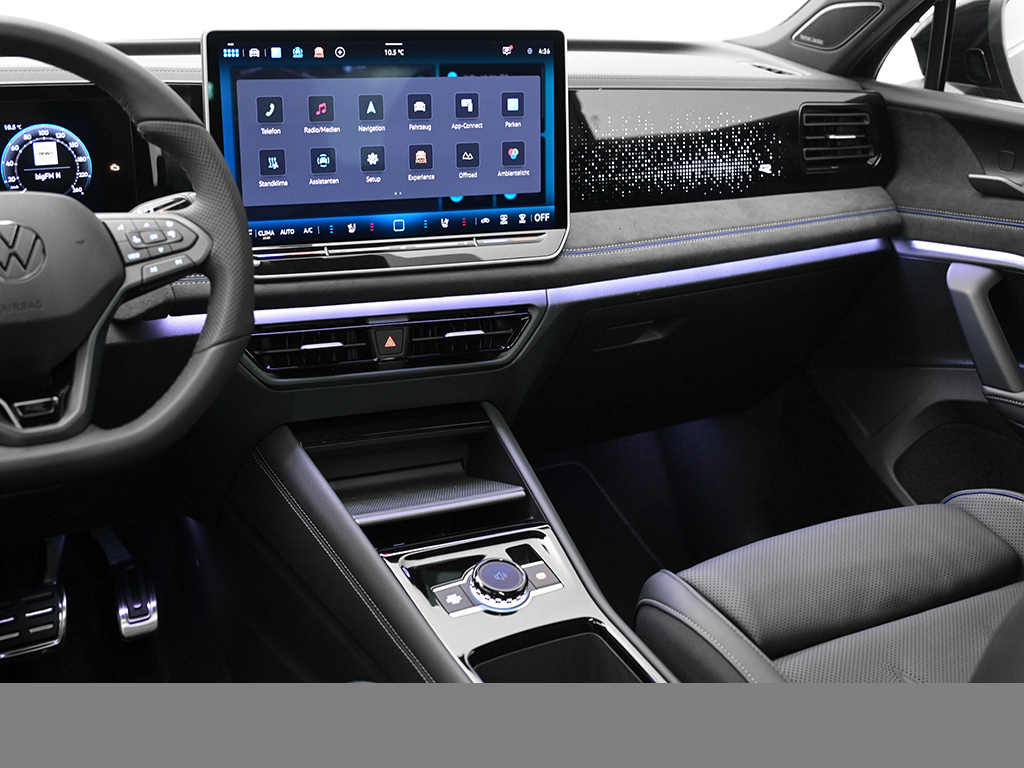 Volkswagen Tiguan 2.0 R-LINE BLACK STYLE 4X4 LEDER PANO AHK