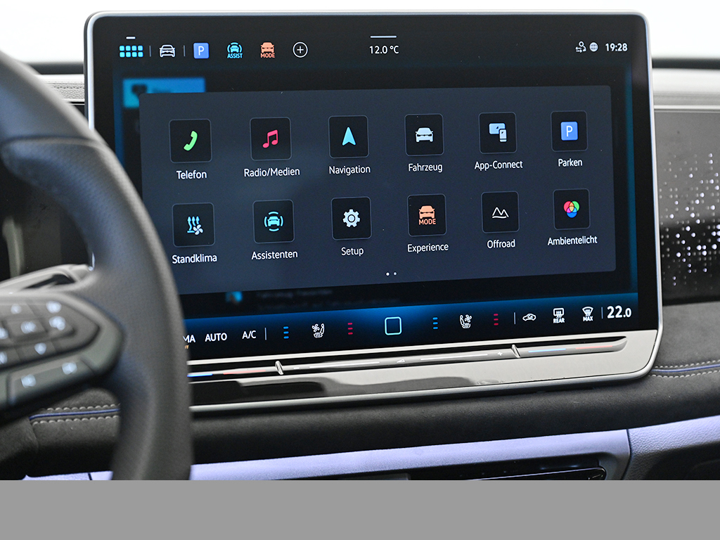 Volkswagen Tiguan 2.0 R-LINE BLACK STYLE 4X4 LEDER PANO AHK