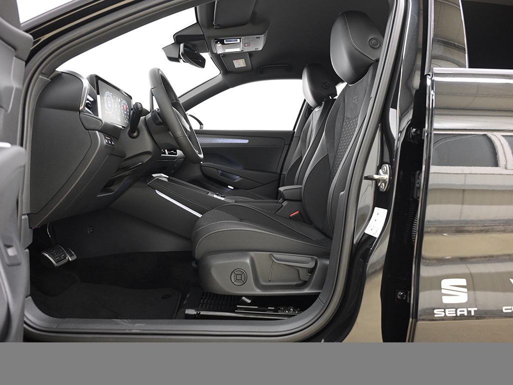 Volkswagen T-Roc 1.5 eTSI R-LINE BLACKSTYLE NEUESMODELL AHK