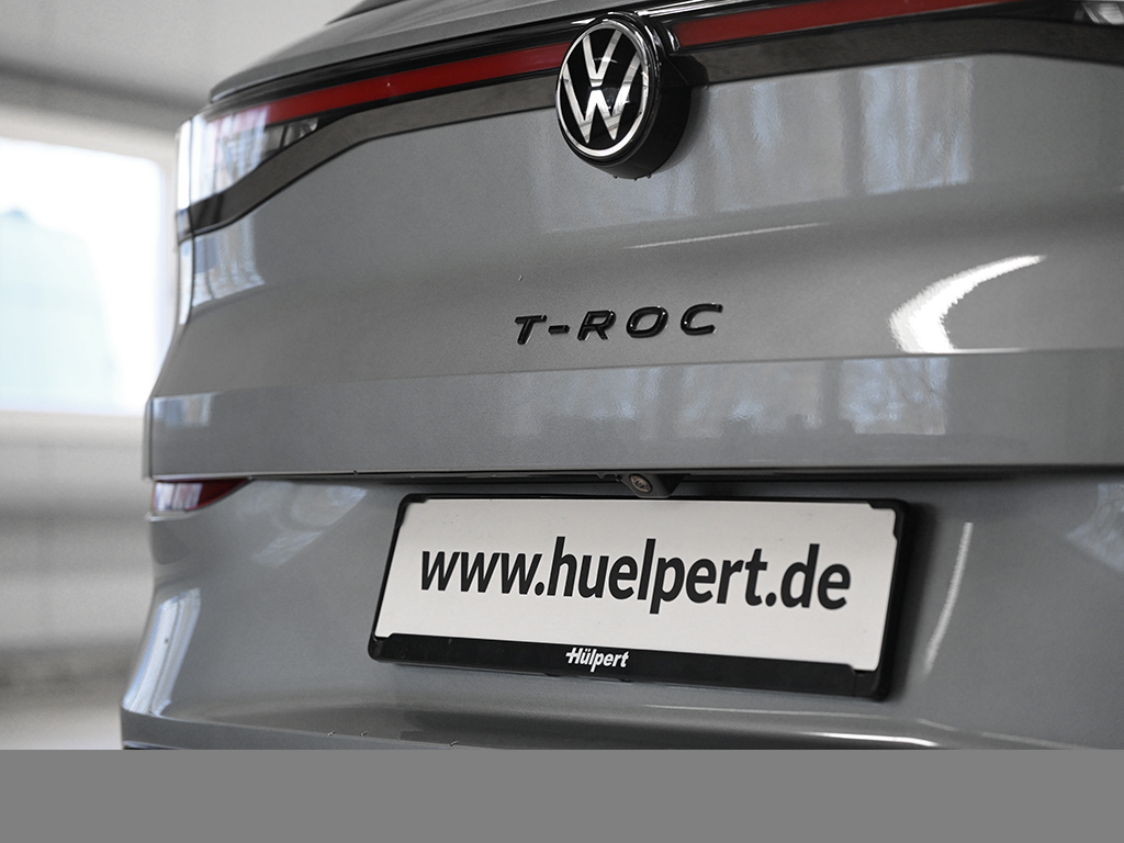 Volkswagen T-Roc 1.5 R-LINE DSG BLACKSTYLE AHK PANO LM20