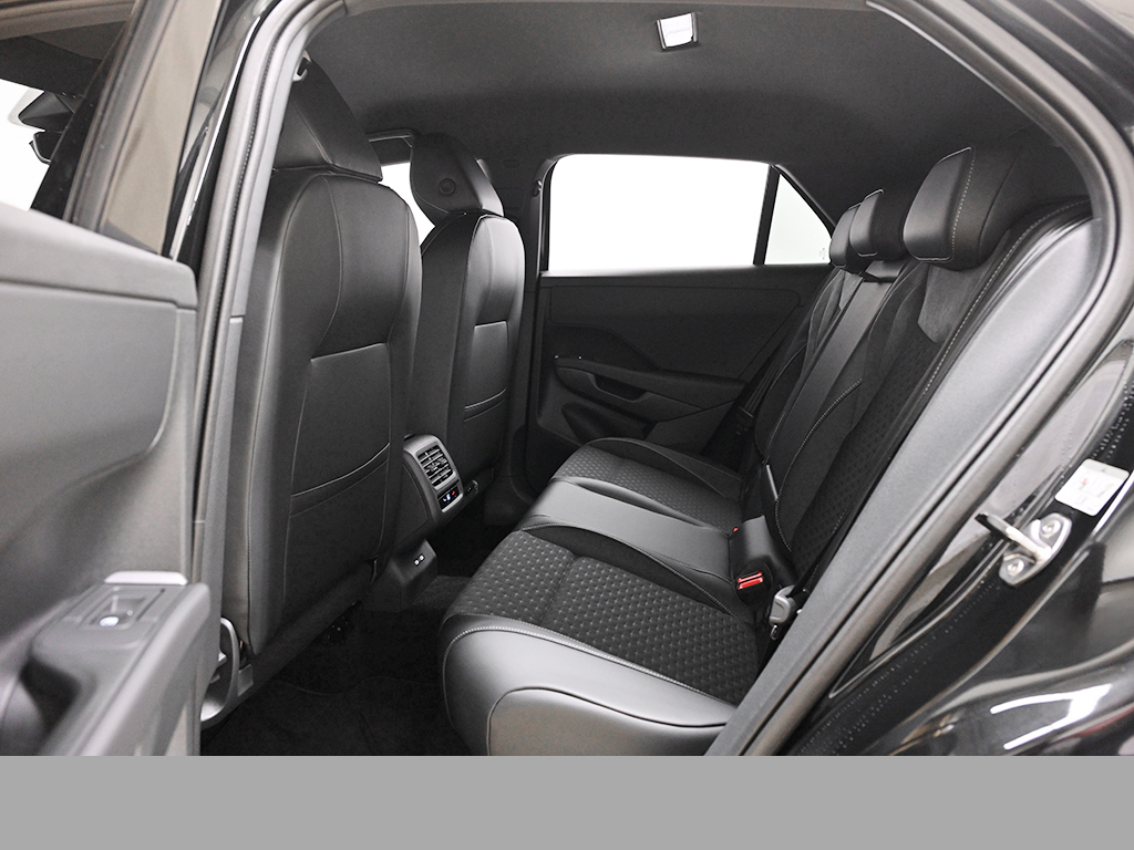 Volkswagen T-Roc 1.5 eTSI R-LINE BLACKSTYLE NEUESMODELL AHK