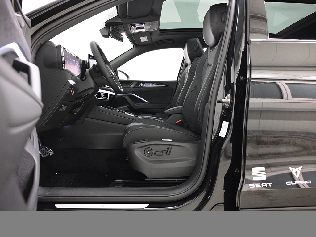 Volkswagen Tiguan 2.0 R-LINE BLACK STYLE 4X4 LEDER PANO AHK