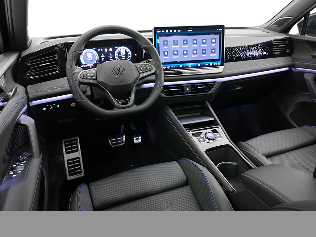 Volkswagen Tiguan 2.0 R-LINE BLACK STYLE 4X4 LEDER PANO AHK