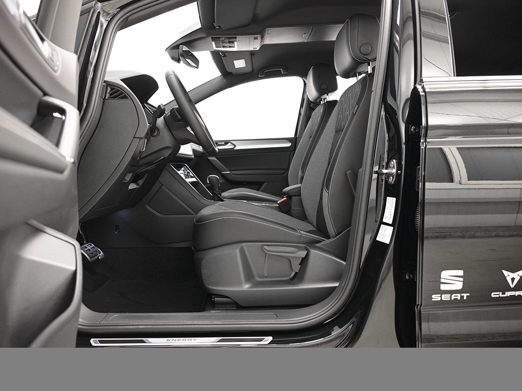 Volkswagen Touran 1.5 COMFORTLINE 7SITZE CAM ACC LM17 NAVI