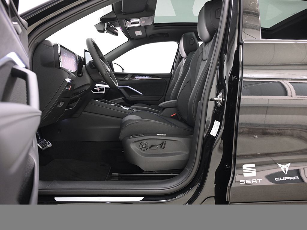 Volkswagen Tiguan 2.0 R-LINE BLACK STYLE 4X4 LEDER PANO AHK