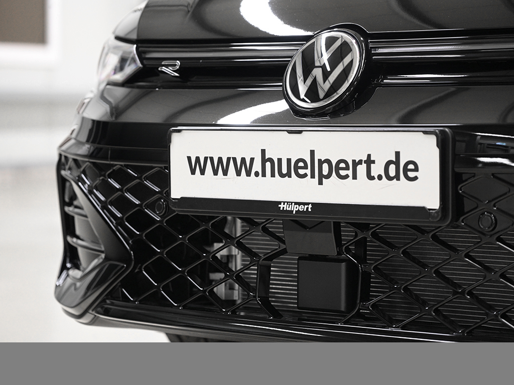 Volkswagen Golf VIII 1.5 eTSI R-LINE BLACK STYLE CAM LM18