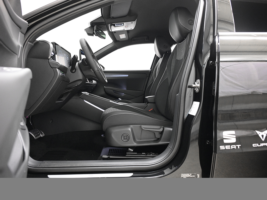 Volkswagen T-Roc 1.5 eTSI R-LINE BLACKSTYLE NEUESMODELL AHK