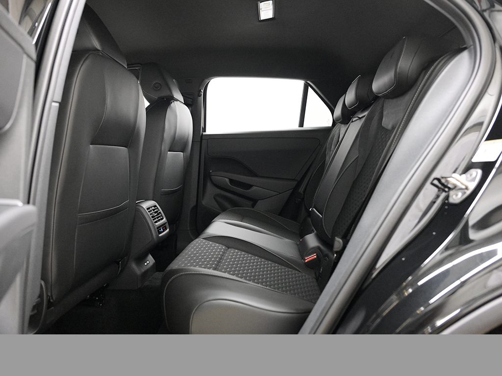 Volkswagen T-Roc 1.5 eTSI R-LINE BLACKSTYLE NEUESMODELL AHK