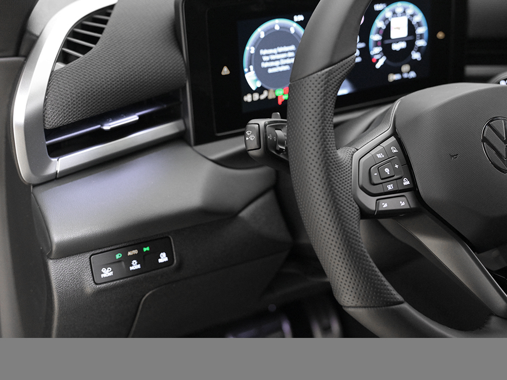 Volkswagen T-Roc 1.5 eTSI R-LINE BLACKSTYLE NEUESMODELL AHK