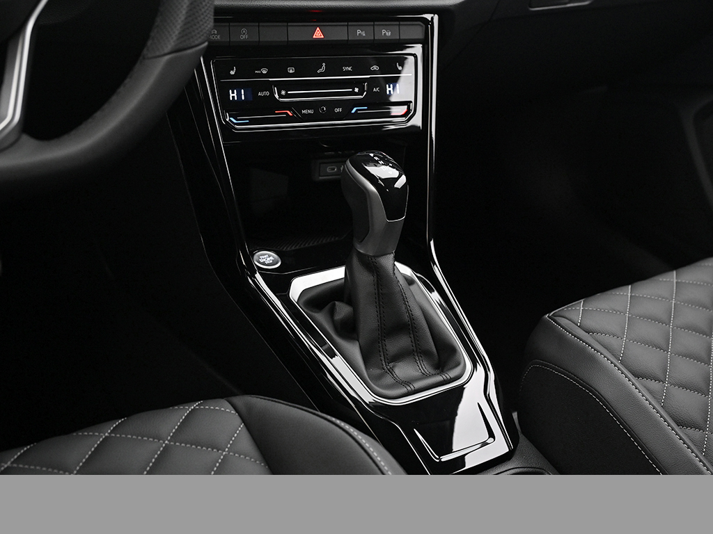 Volkswagen T-Roc Cabriolet 1.5 R-LINE BLACKSTYLE LEDER LM19