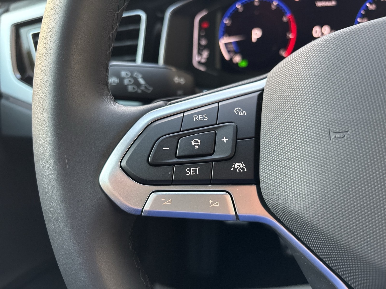 Volkswagen Taigo 1.5 GOAL ACC LM17 NAVI CARPLAY SITZHEIZUNG