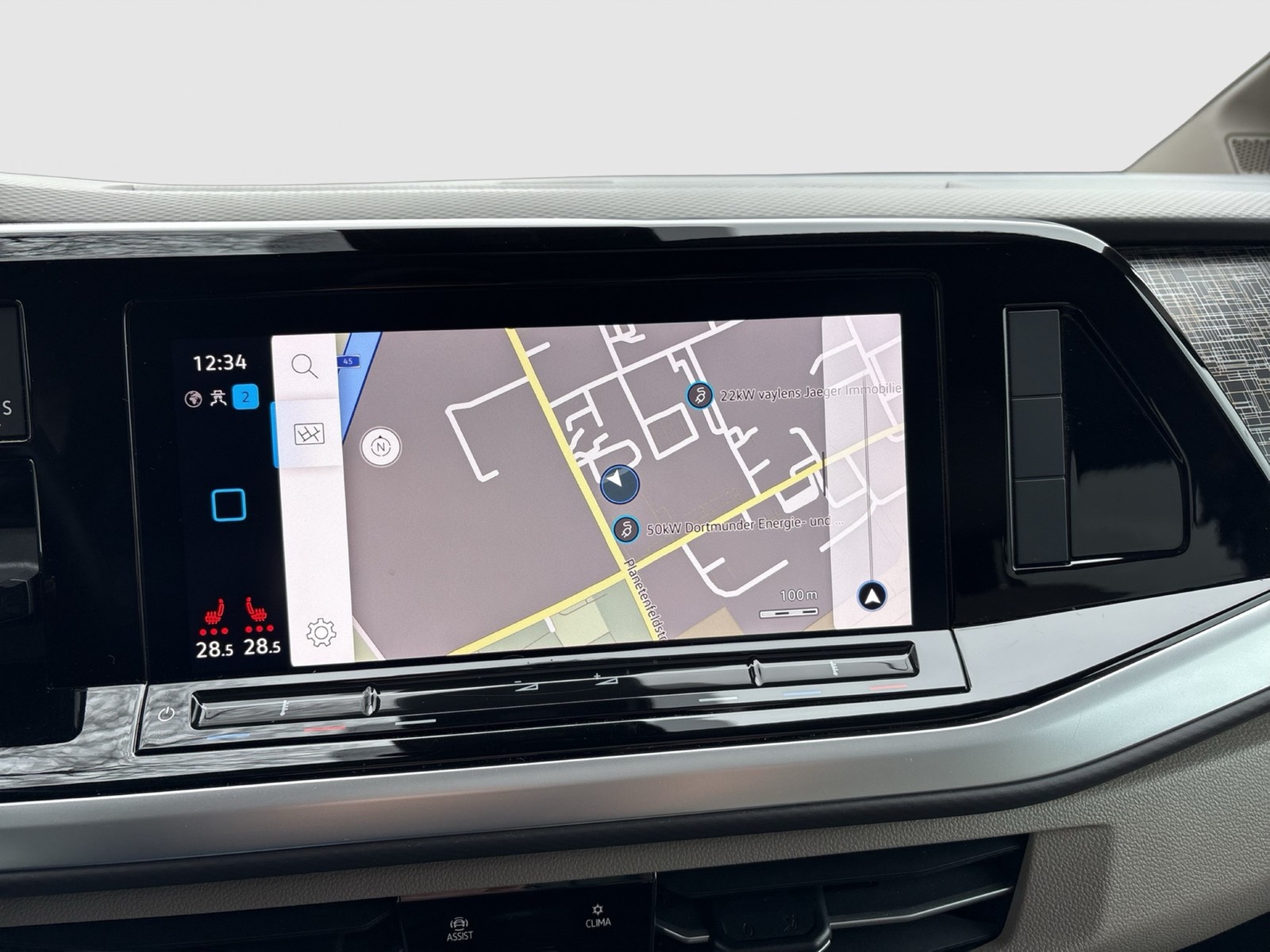 Volkswagen T7 Multivan HYBRID ENERGETIC PANO AHK CAM LM18