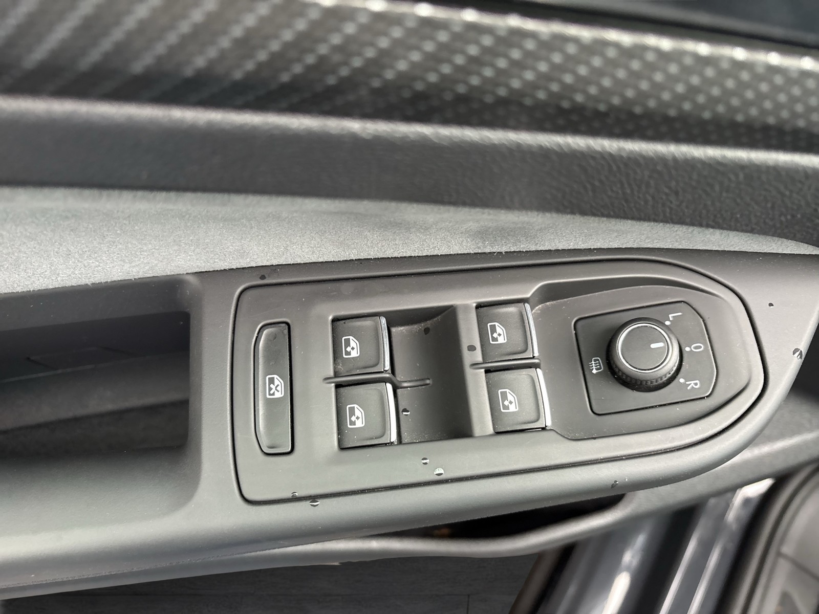 Volkswagen Golf Variant 2.0 R-LINE PANO MATRIX H.KARDON