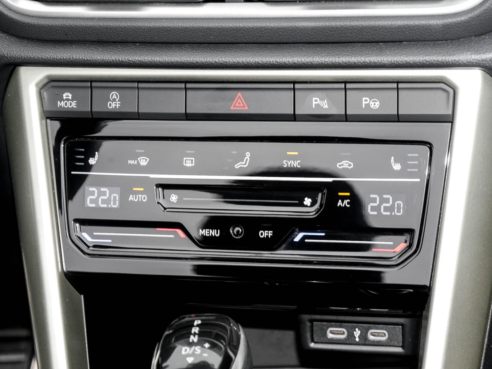 Volkswagen T-Roc Cabriolet 1.5 MOVE CAM ACC 17Z NAVI SITZHZ