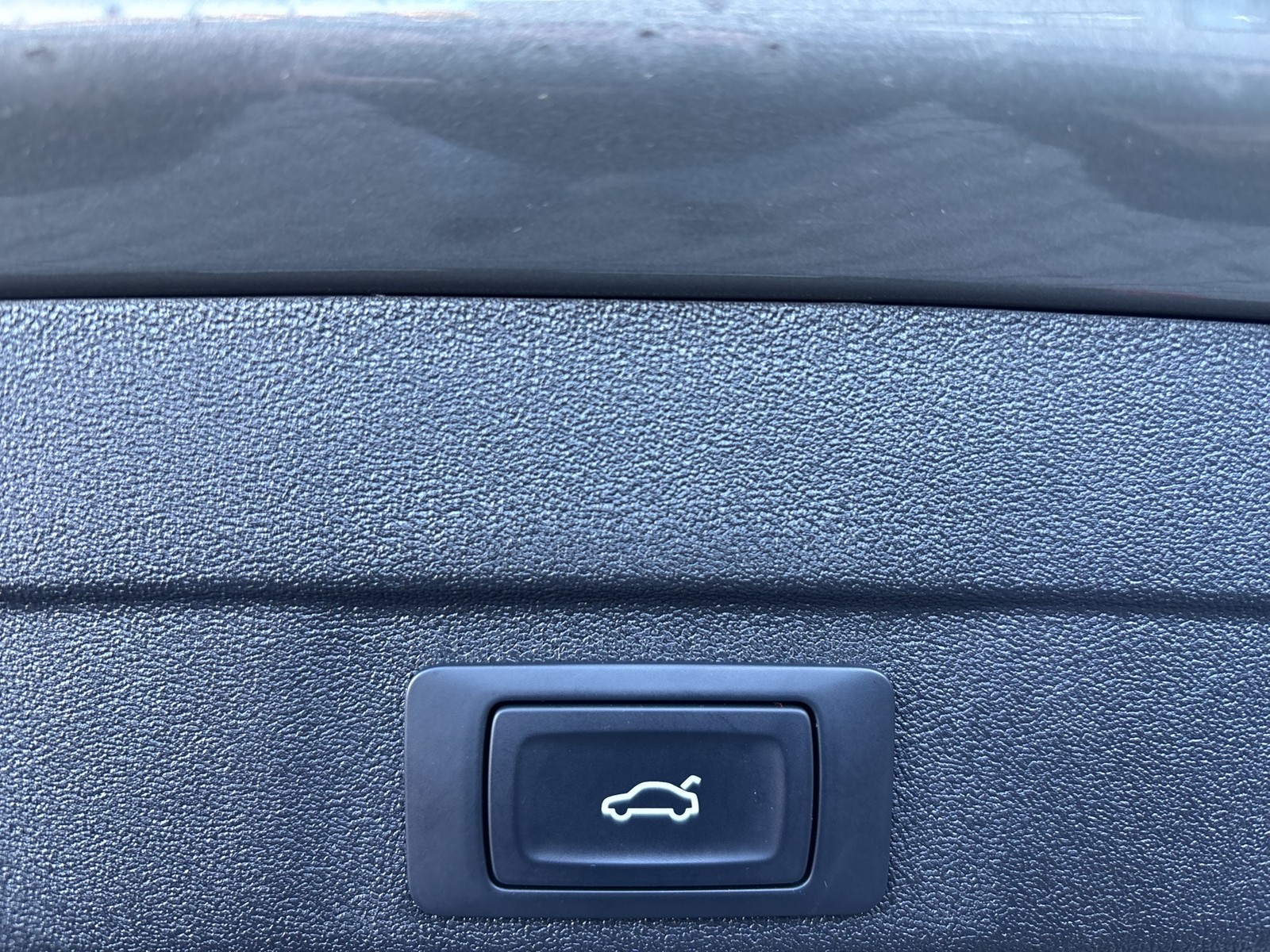 Audi A5 Avant quattro HYBRID AHK CAM ACC LM18 EKLAPPE