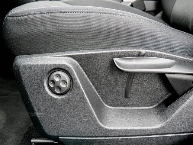 Audi Q2 35 advanced CAM LM18 E-KLAPPE NAVI+ SITZHEIZ.