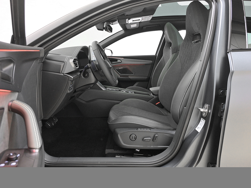 Cupra Leon ST 2.0 VZ DSG 4DRIVE TRIBE EDITION SONDERM