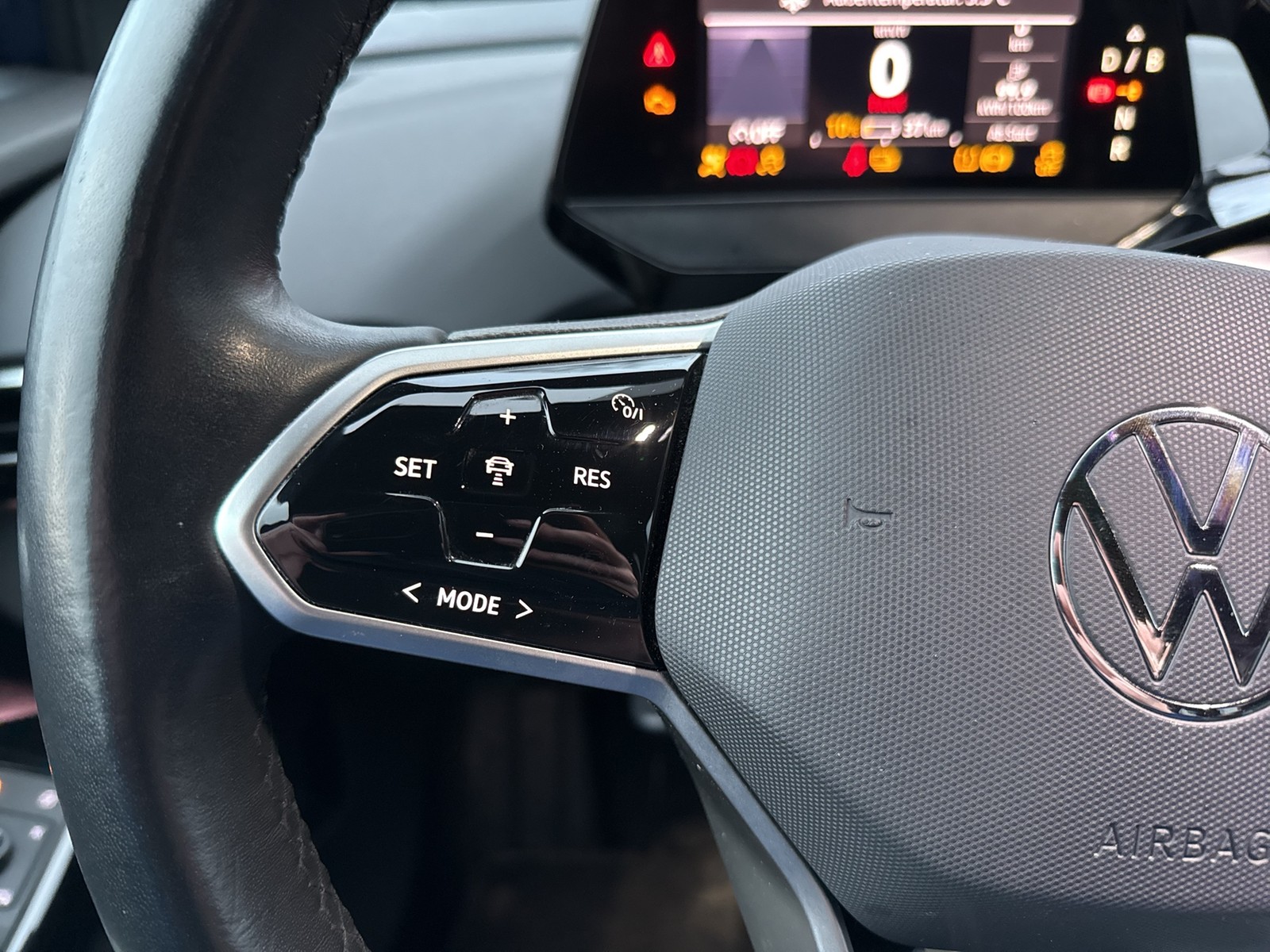 Volkswagen ID.4 Pro Performance CAM ACC LM19 NAVI SITZHEIZ.