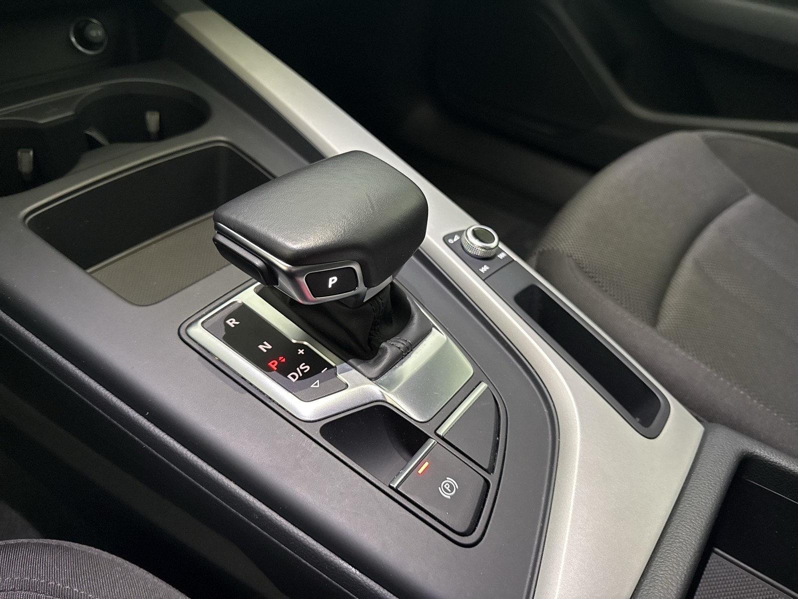 Audi A4 Avant 35 eKLAPPE NAVI+ ALU SITZHEIZUNG