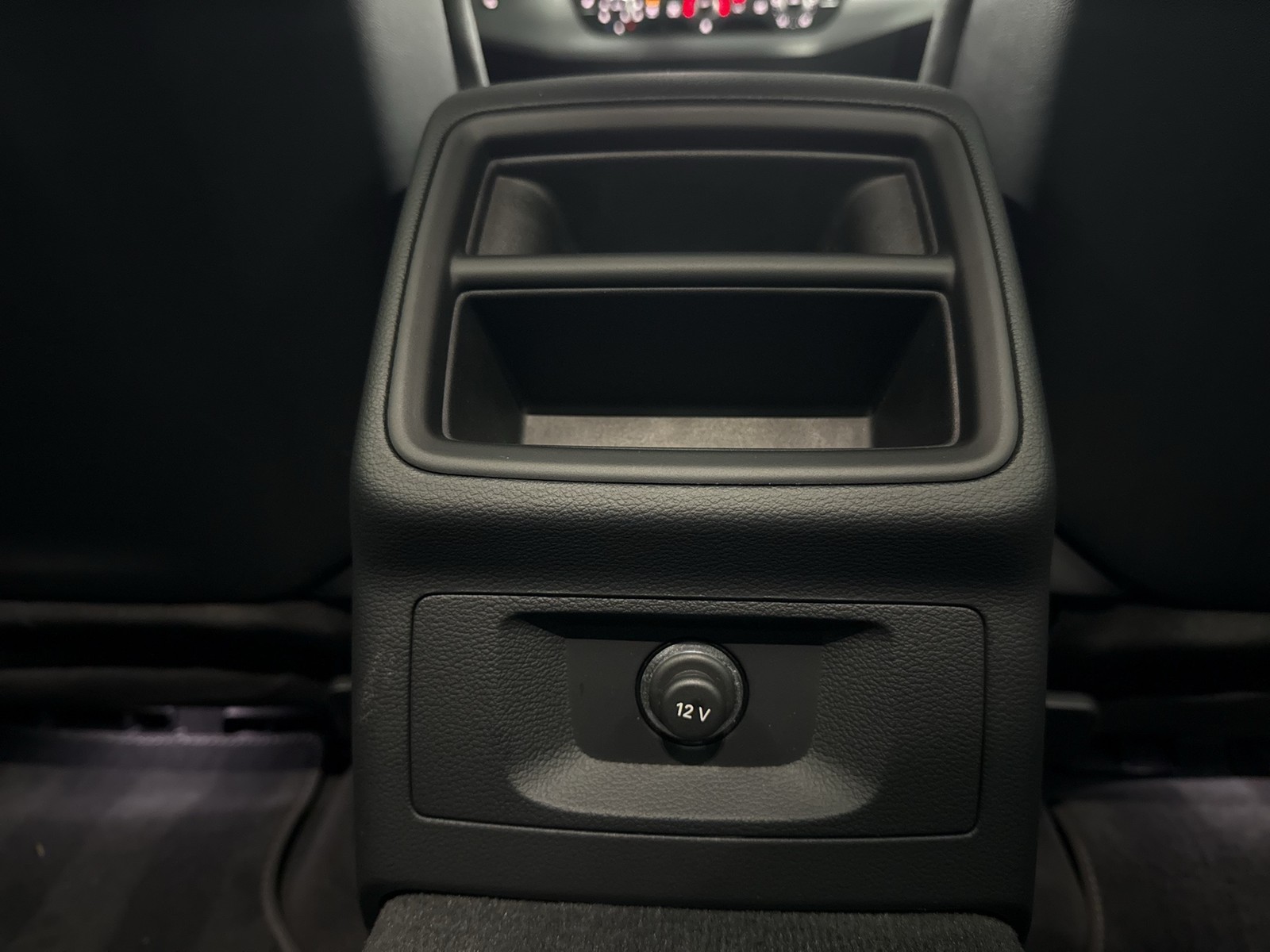 Audi A4 Avant 45 Q. S LINE BLACKPAK PANO B&O ALU19