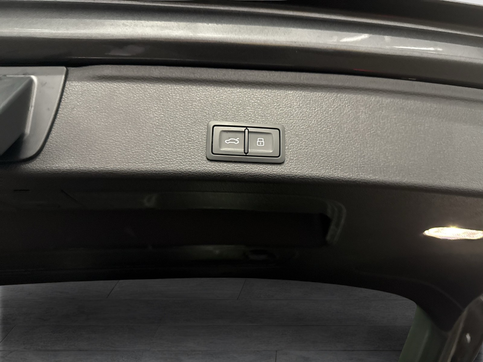 Audi A4 Avant 45 Q. S LINE BLACKPAK PANO B&O ALU19