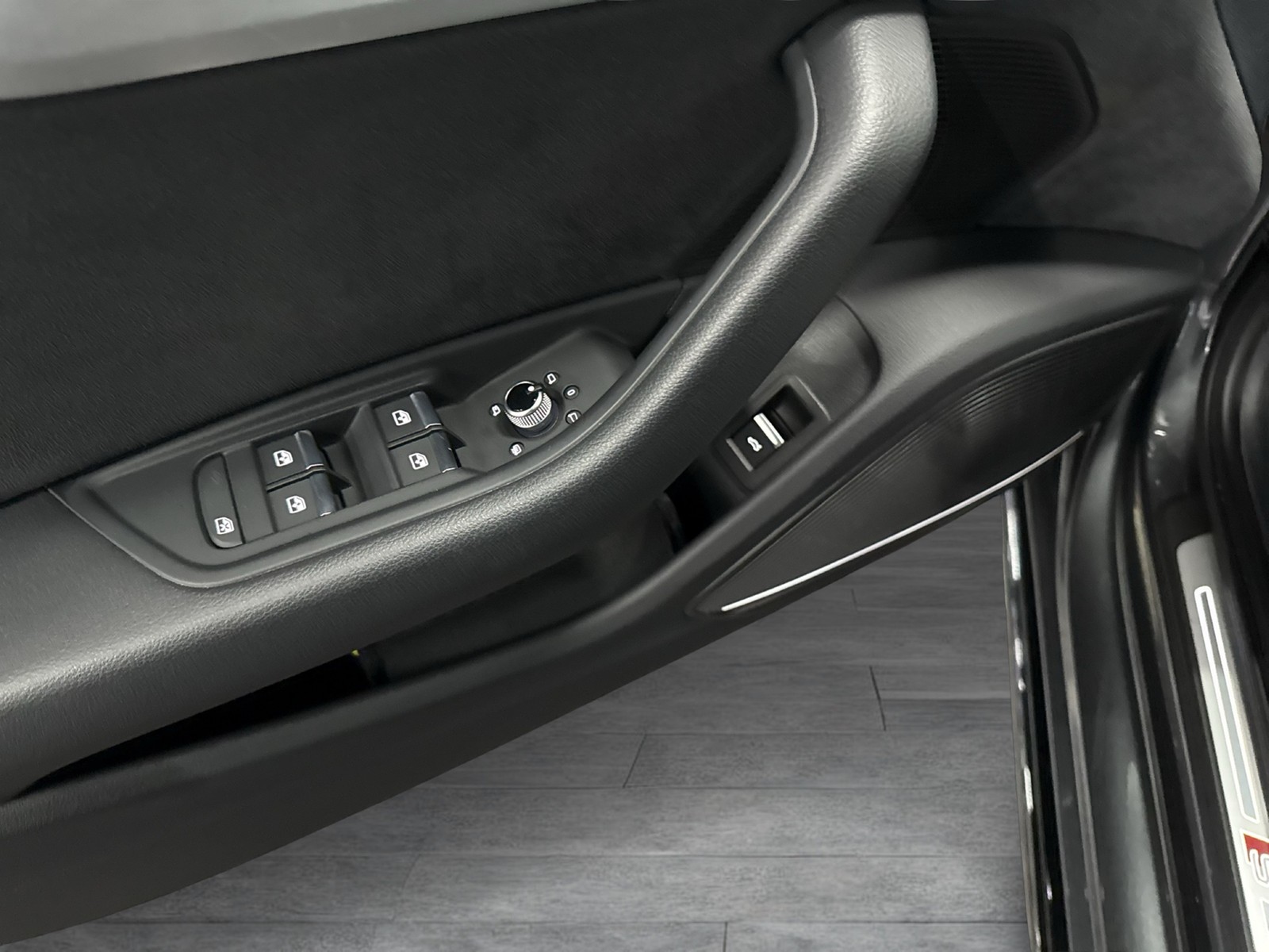 Audi A4 Avant 45 Q. S LINE BLACKPAK PANO B&O ALU19