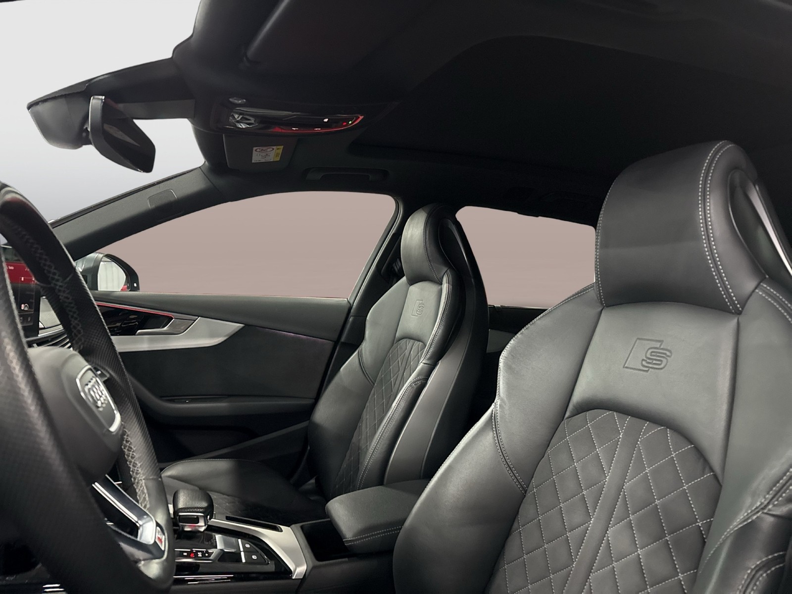 Audi A4 Avant 45 Q. S LINE BLACKPAK PANO B&O ALU19