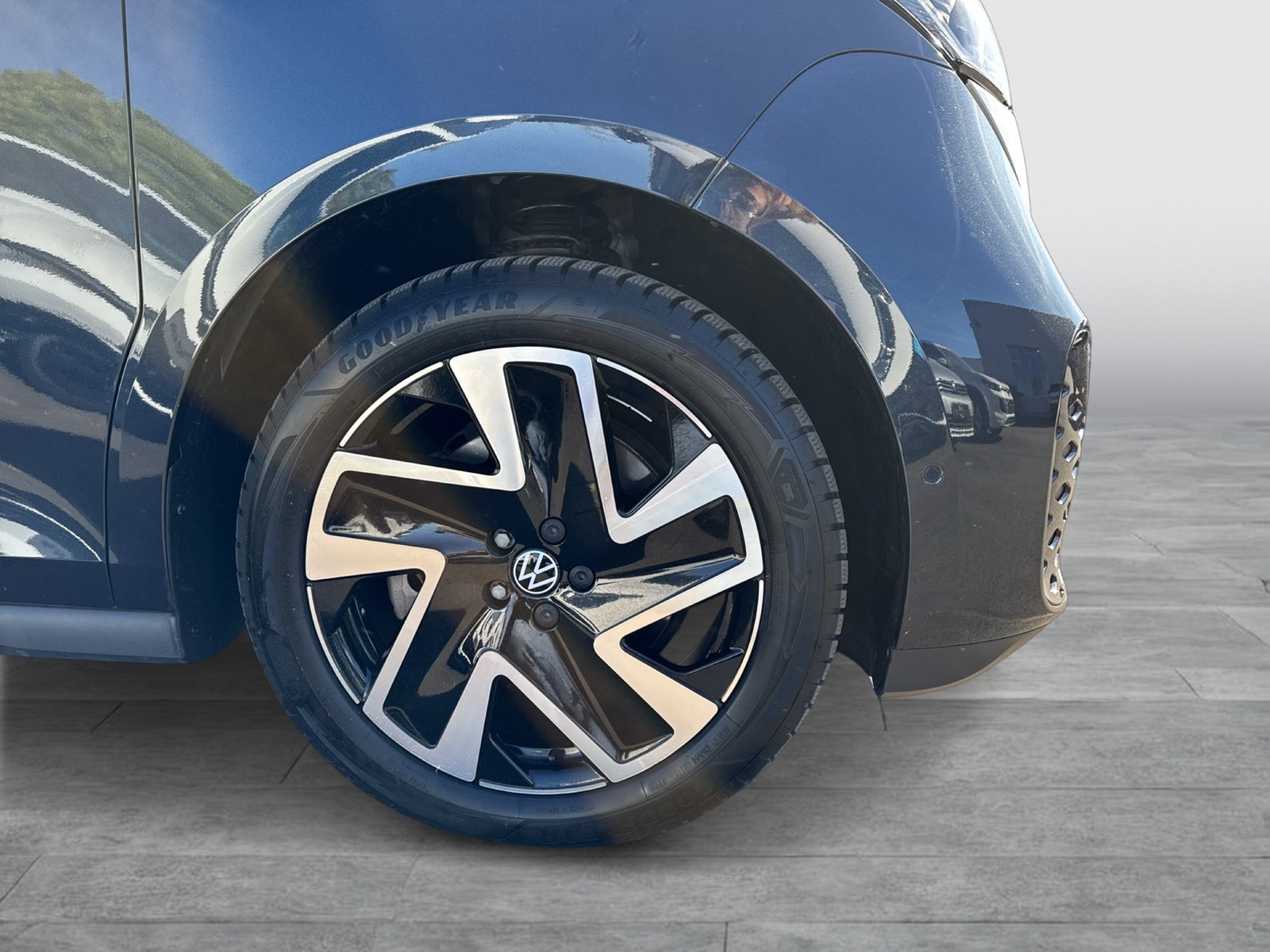 Volkswagen ID.Buzz PRO AHK 360°CAM ACC ALU21" MATRIX