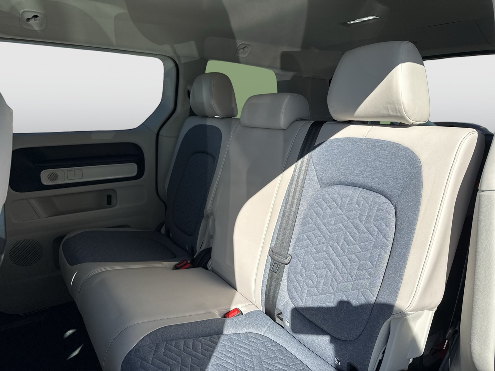 Volkswagen ID.Buzz PRO AHK 360°CAM ACC ALU21" MATRIX