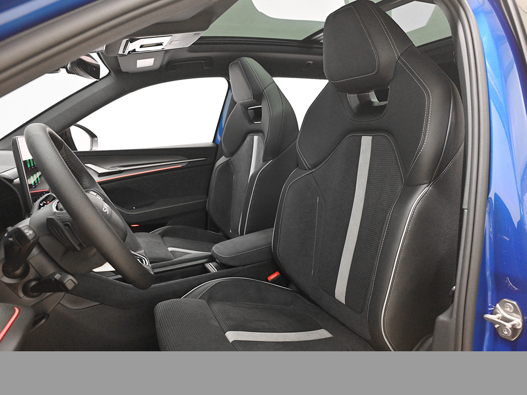 Skoda Kodiaq HYBRID SPORTLINE AHK PANO eSITZE LM19