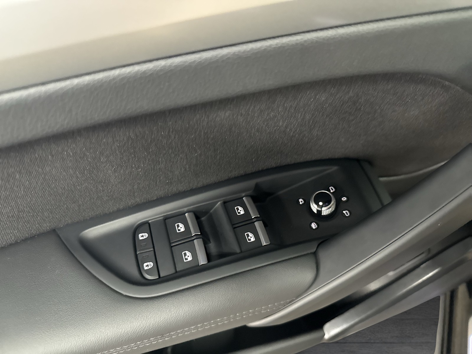 Audi Q5 50 quattro HYBRID S LINE CAM LM19 EKLAPPE NAVI+